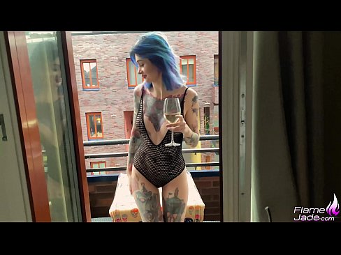 ❤️ Ragazza tremenda chì succhia cù una bocca è cazzo appassionatamente sottu à u celu apertu ❤ Bella porno à noi ❌
